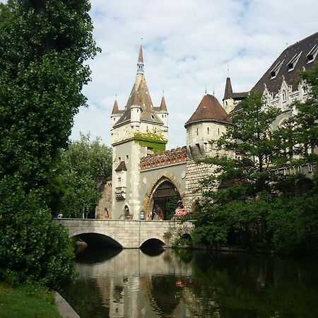 Joe Apartman Budapest Budapeste Exterior foto