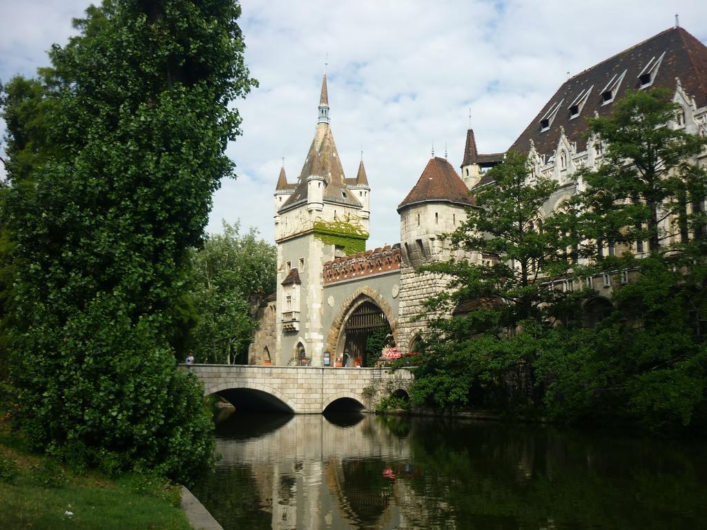Joe Apartman Budapest Budapeste Exterior foto